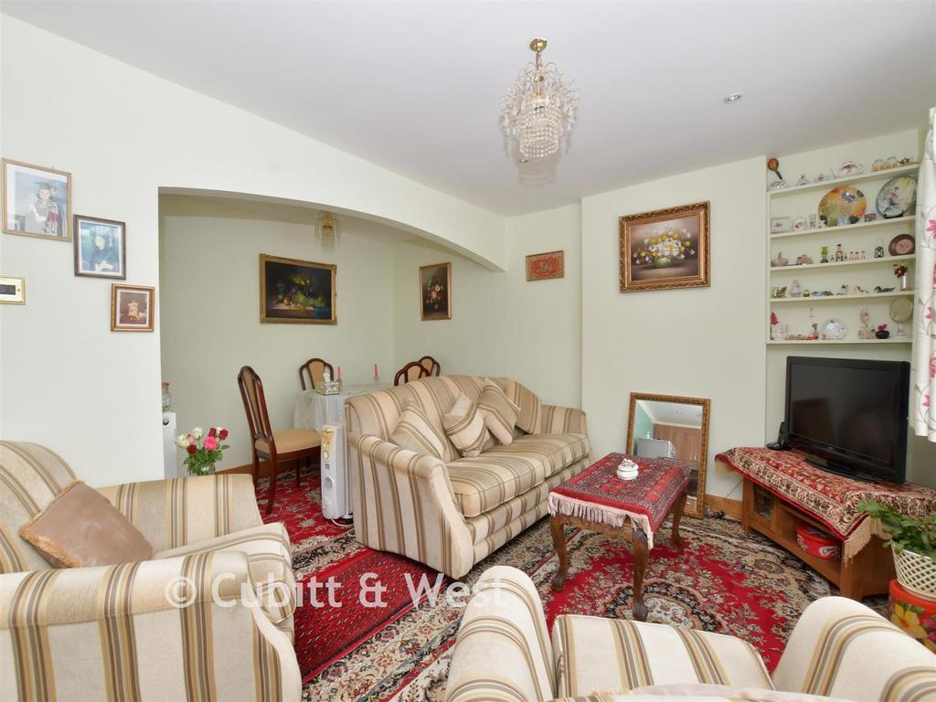 Lounge 3