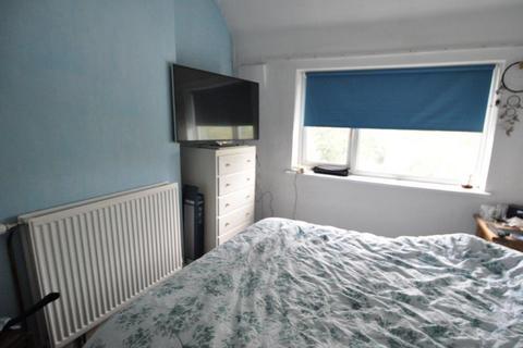 2 bedroom house to rent, Tealby Grove, Birmingham B29
