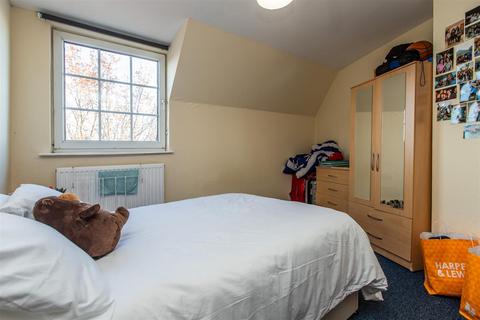 3 bedroom apartment to rent, Bristol Road, Birmingham B29