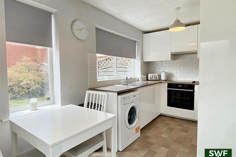 2 bedroom semi-detached house for sale, Penderell Close, Featherstone, Wolverhampton