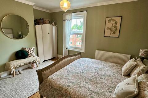 42 Melrose Place, Hereford, HR4 0DN