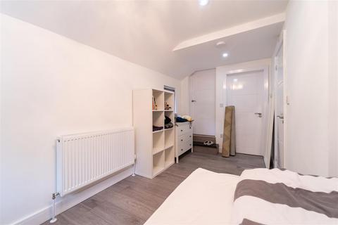 undefined, Sandon Road, Birmingham B17