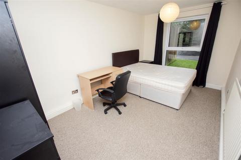 undefined, Seymour Close, Birmingham B29
