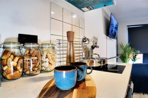 Studio to rent, Twyning Road, Birmingham B30