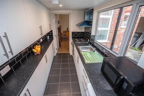 undefined, Pershore Road, Birmingham B29