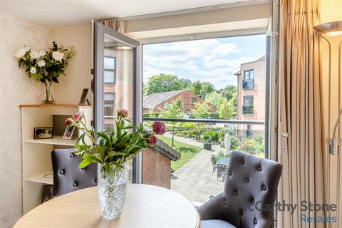 2 bedroom apartment for sale, Deans Park Court, Kingsway, Stafford, Staffordshire, ST16 1GD