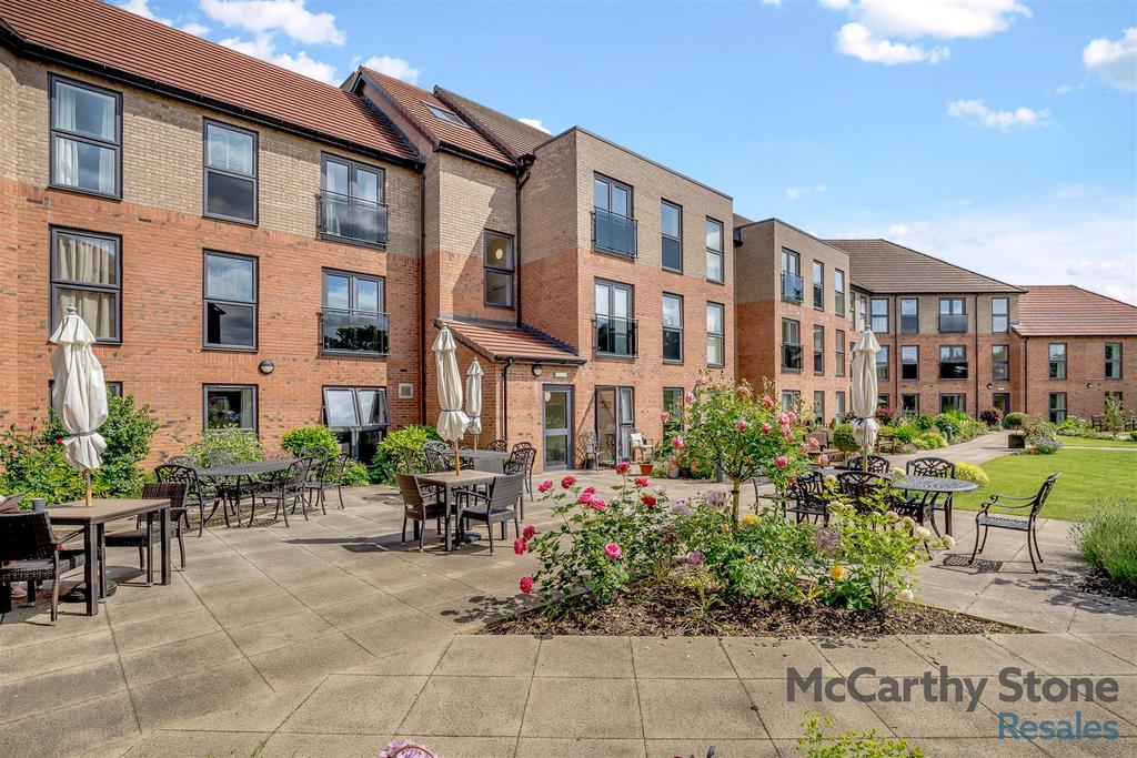 8649966-exterior13.jpg