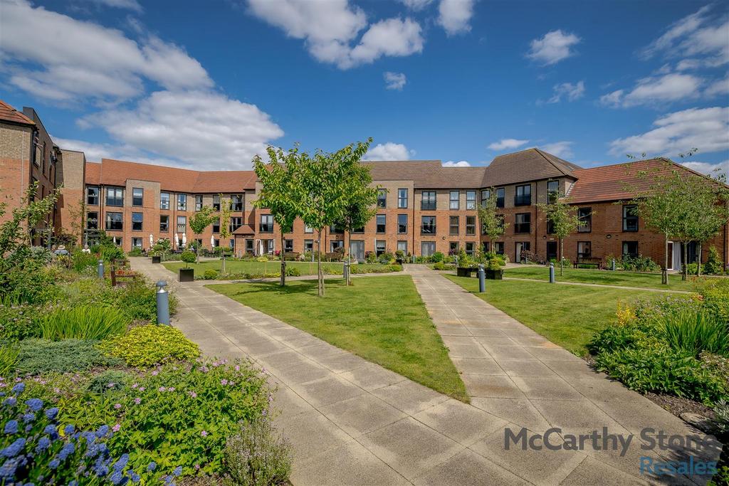 8649966-exterior18.jpg