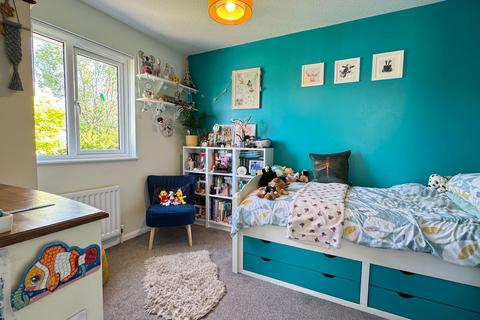 17 Canons Way, Tavistock, PL19 8BJ