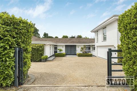 Amberley Totteridge Green, London, N20 8PE