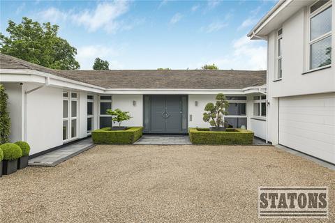 Amberley Totteridge Green, London, N20 8PE