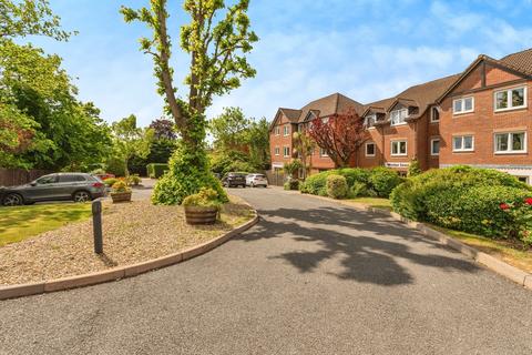 2 bedroom retirement property for sale, Farnham Close, London N20