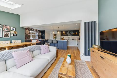 12 Mill Way, Otley, LS21 1FE