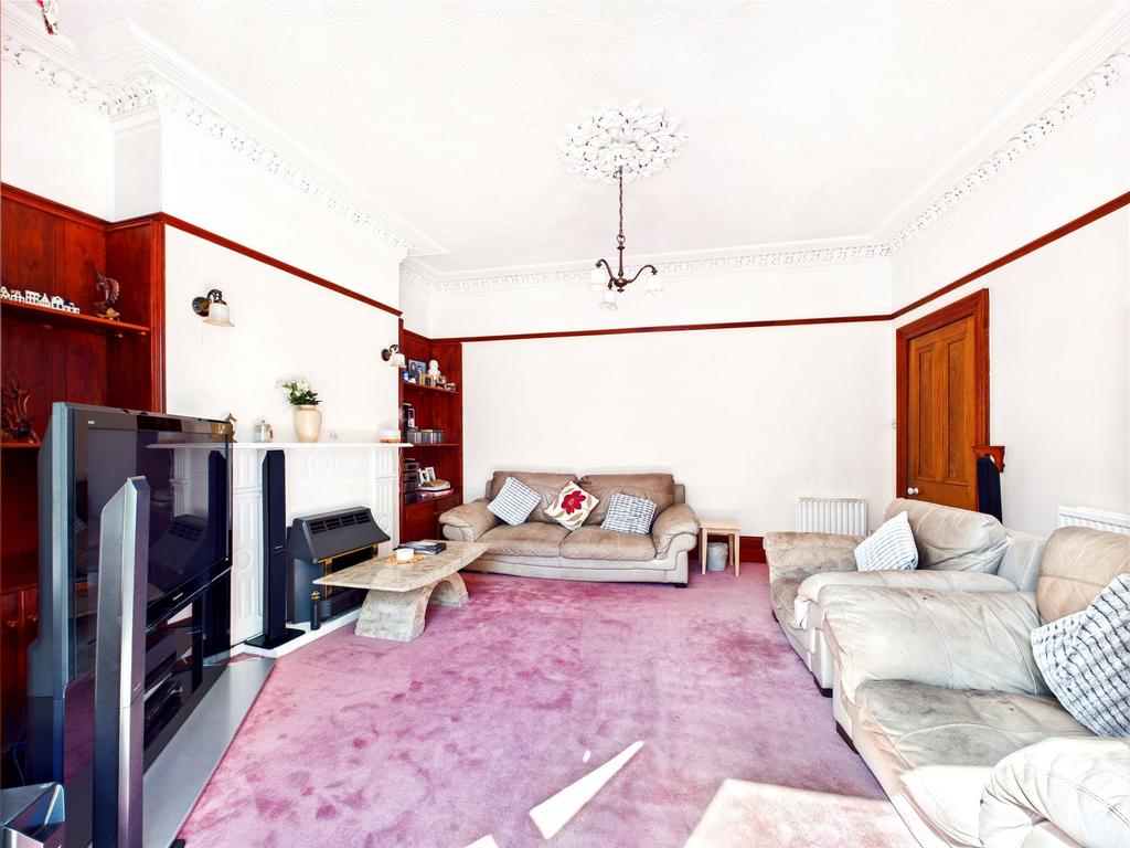 Formal Lounge