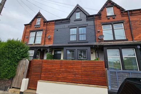 1 bedroom in a house share to rent, Room 3, Longroyd Terrace, Beeston, LS11 5HJ