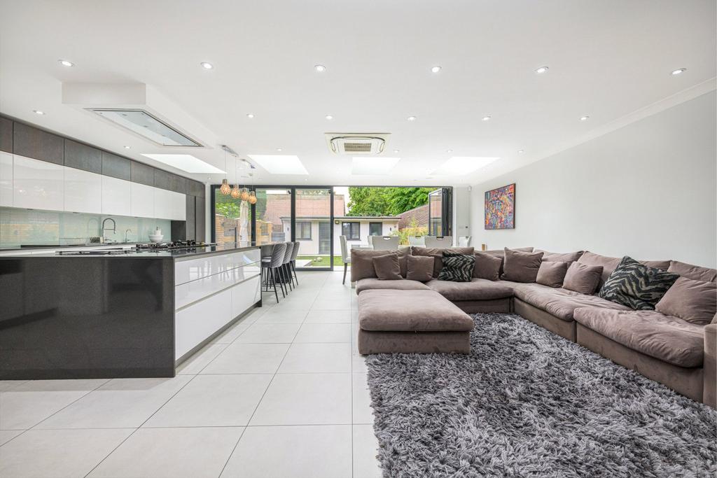 Kitchen/Family Room