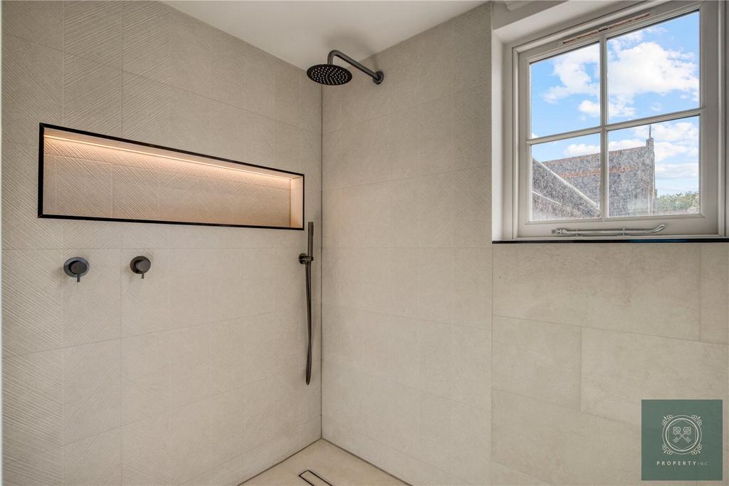 Ensuite