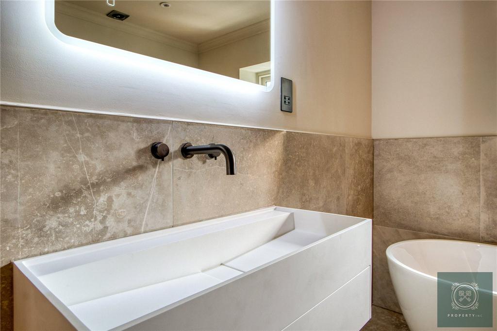 Guest Bathroom