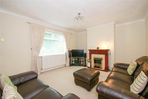16 Hawkhill Avenue, Guiseley, Leeds, LS20 8AS