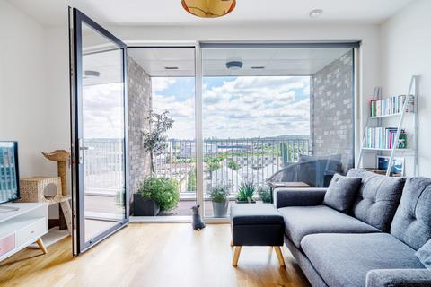 Telcon Way, Greenwich