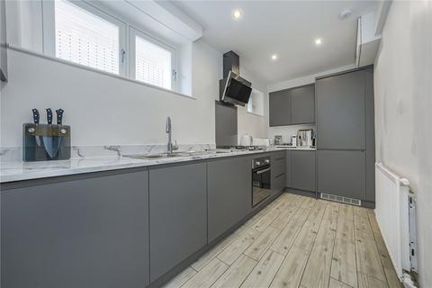 5a Burston Road, London, SW15 6AR