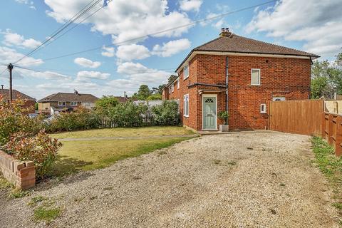 11 Broadwaters Avenue, Thame, OX9 2DU