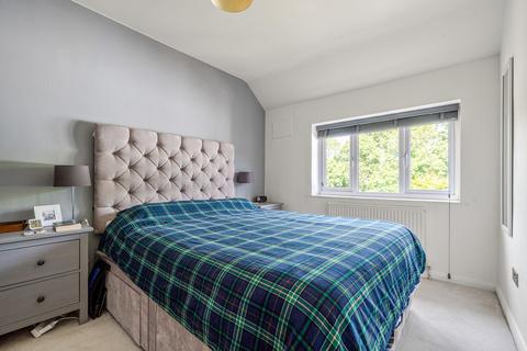 11 Broadwaters Avenue, Thame, OX9 2DU
