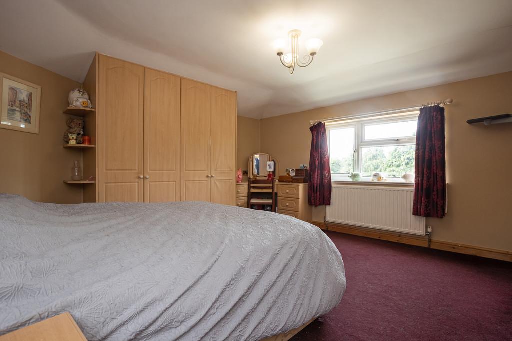38 Fowler Ave - 017