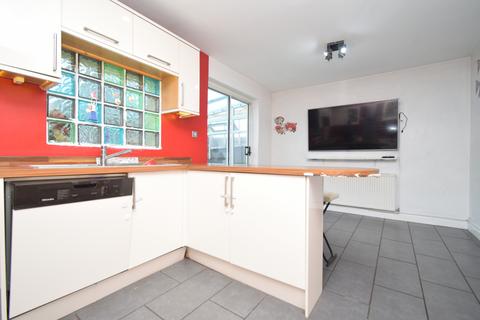3 bedroom semi-detached house for sale, Cheriton Road, Aylestone, Leicester, LE2