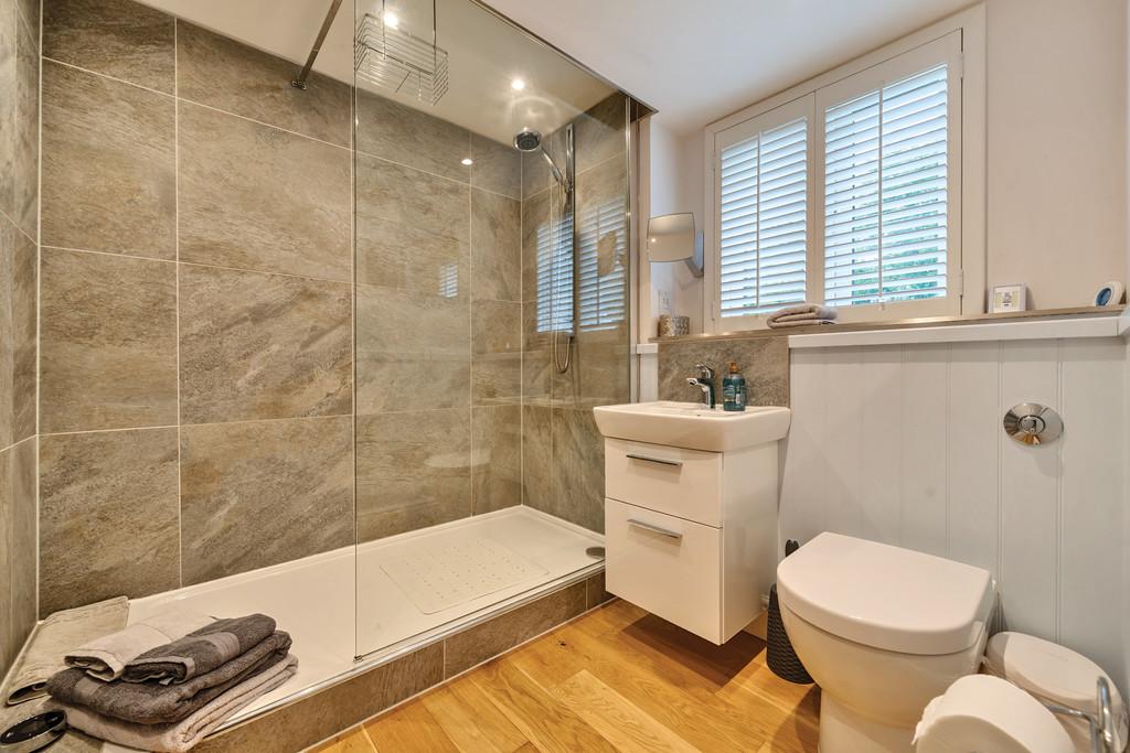 Ensuite Shower Room