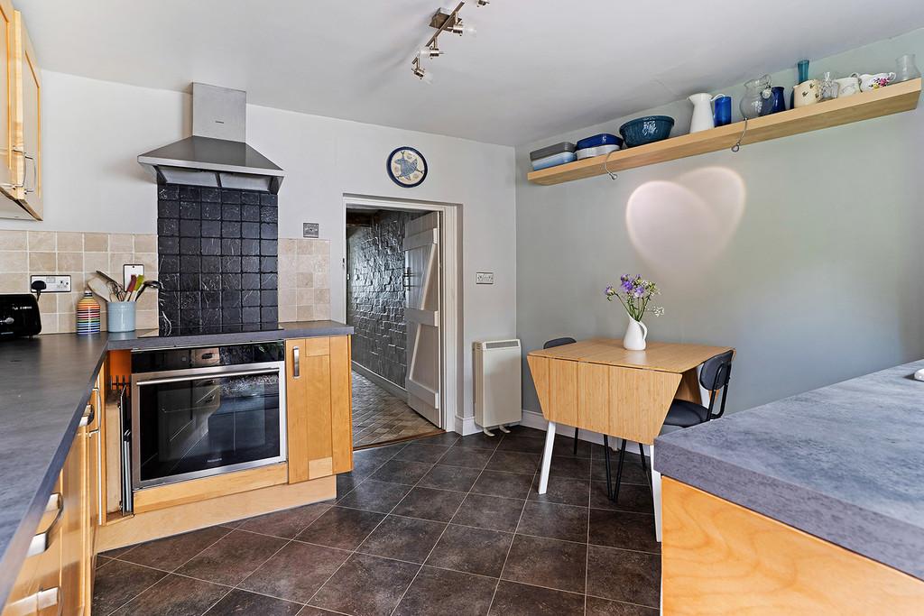Kitchen dining room