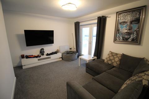 2 bedroom maisonette to rent, New South Promenade, Blackpool FY4