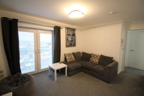 2 bedroom maisonette to rent, New South Promenade, Blackpool FY4