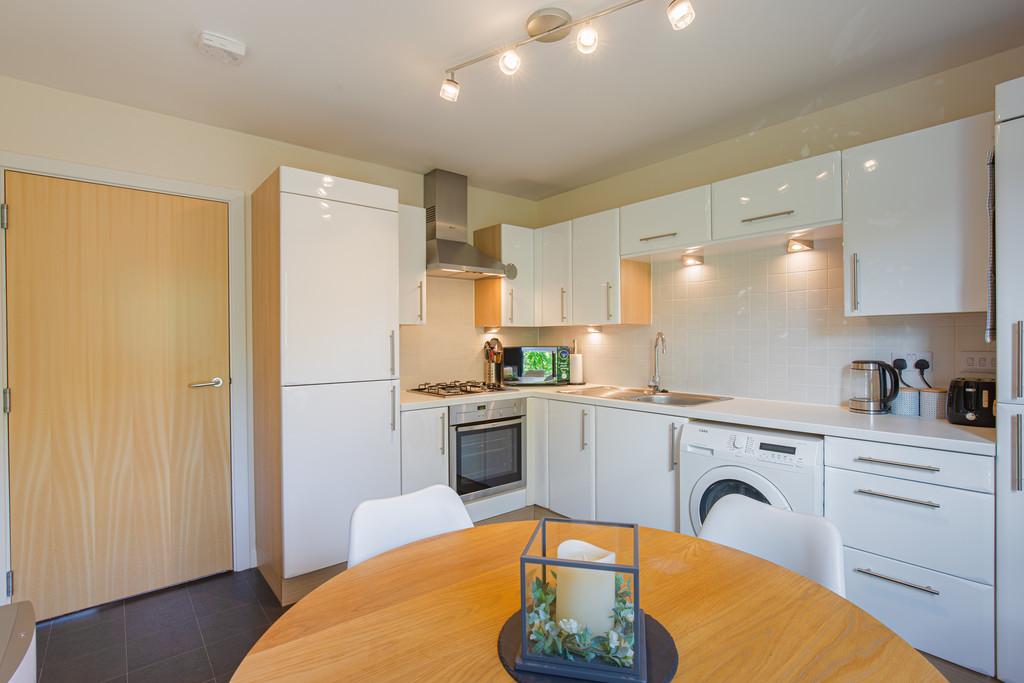 Kitchen Angle2