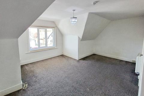 2 bedroom apartment to rent, Christchurch Road, Bournemouth
