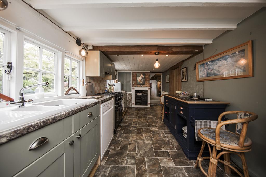 Kitchen 2