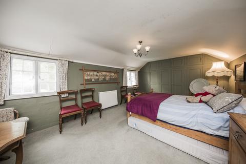 undefined, Three Cups, Heathfield