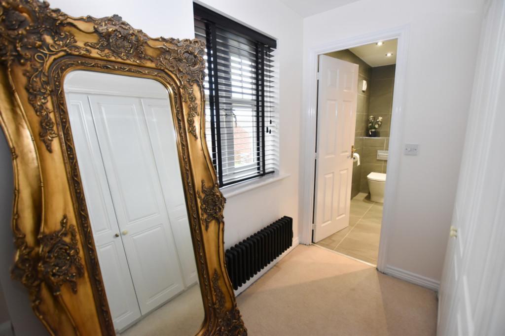 Principal Dressing Area