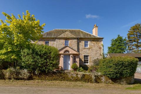 6 bedroom detached house for sale, Frostineb Farmhouse, Pathhead, Midlothian, EH37