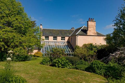 6 bedroom detached house for sale, Frostineb Farmhouse, Pathhead, Midlothian, EH37