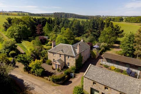 6 bedroom detached house for sale, Frostineb Farmhouse, Pathhead, Midlothian, EH37