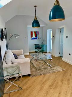 1 bedroom detached bungalow to rent, Windmill Lane, Balsall Common, Coventry