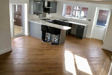 1 bedroom detached bungalow to rent, Windmill Lane, Balsall Common, Coventry