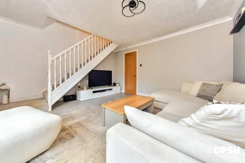 68 Greenfields, Heckmondwike, WF16 9HG