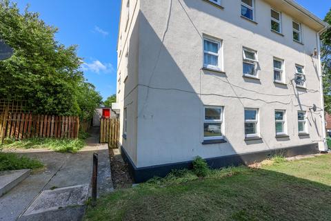 1 bedroom apartment for sale, Trevithick Road, St Austell, PL25