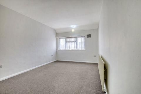 31 Fullarton Crescent, South Ockendon, RM15 5HW