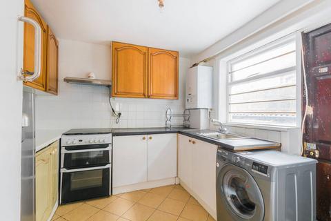 2 bedroom terraced house for sale, Edinburgh Road E13, Plaistow, London, E13