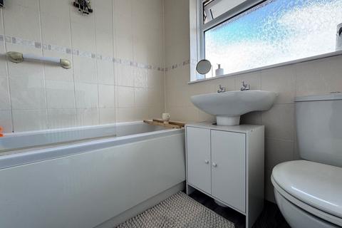 31 Farncombe Way, Whitfield, Dover, CT16 3NT