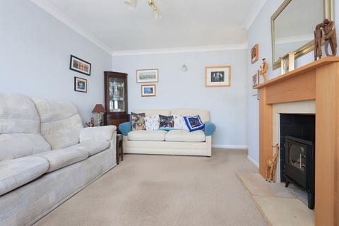 11 Manor Road, Ducklington, Witney, OX29 7YD