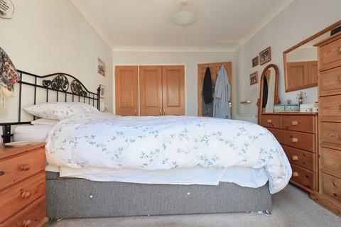 11 Manor Road, Ducklington, Witney, OX29 7YD